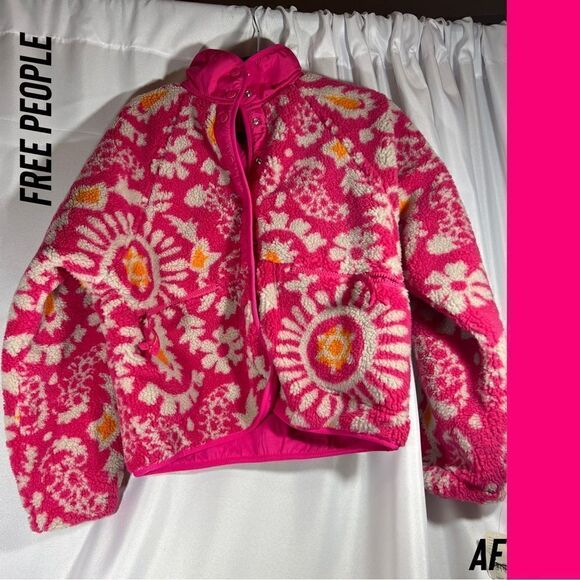 FREE PEOPLE ROCKY RIDGE FLEECE IN FUCHSIA NWT XS - Picture 4 of 6